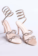 Load image into Gallery viewer, Evelyn Rose cream