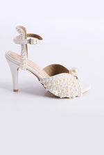 Load image into Gallery viewer, Pearl heels