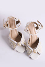 Load image into Gallery viewer, Pearl heels