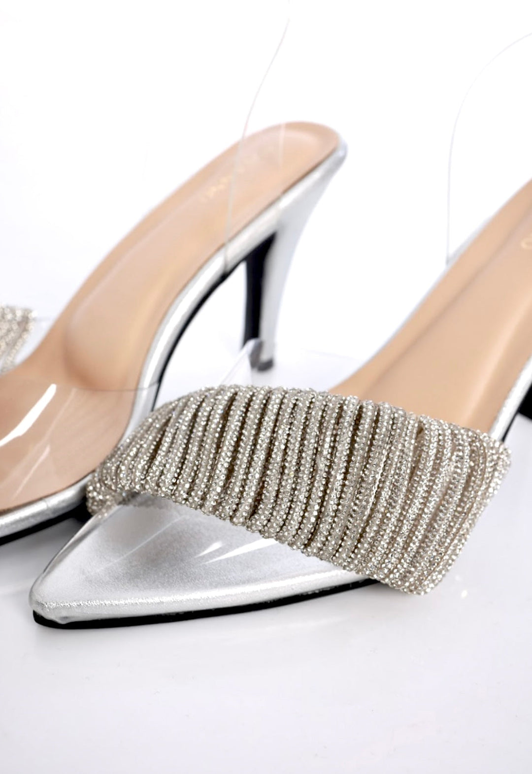 Claressa Transparent