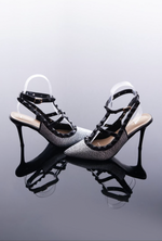 Load image into Gallery viewer, Rockstud Black
